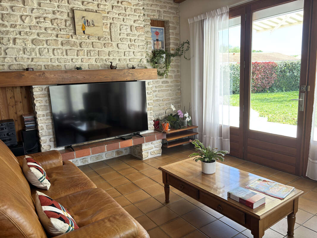 Maison à AIGREFEUILLE-D'AUNIS