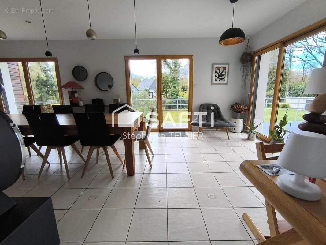 Photo 8 - Maison à TREBRIVAN