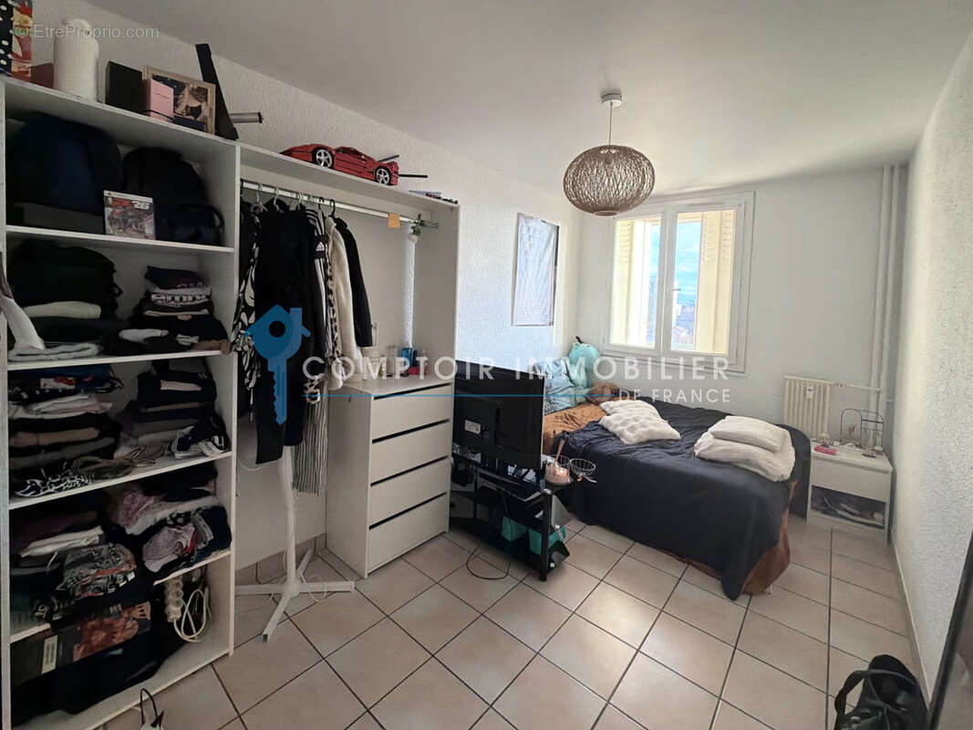 Appartement à ROMANS-SUR-ISERE