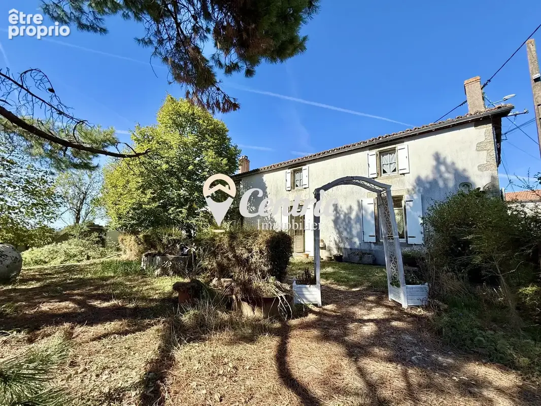 Maison 6 pièces 148 m² à vendre à Bressuire (79300) - photo 3