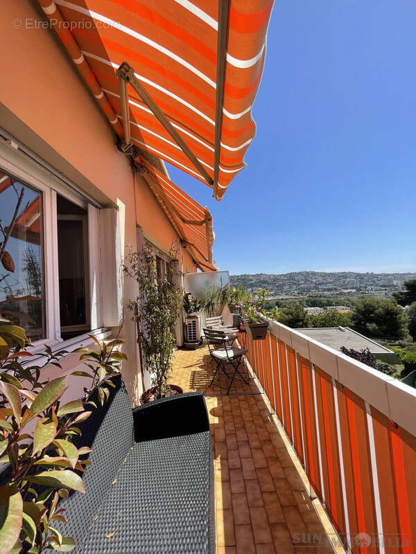 Appartement 78 m² à Saint-Laurent-Du-Var  - photo 3
