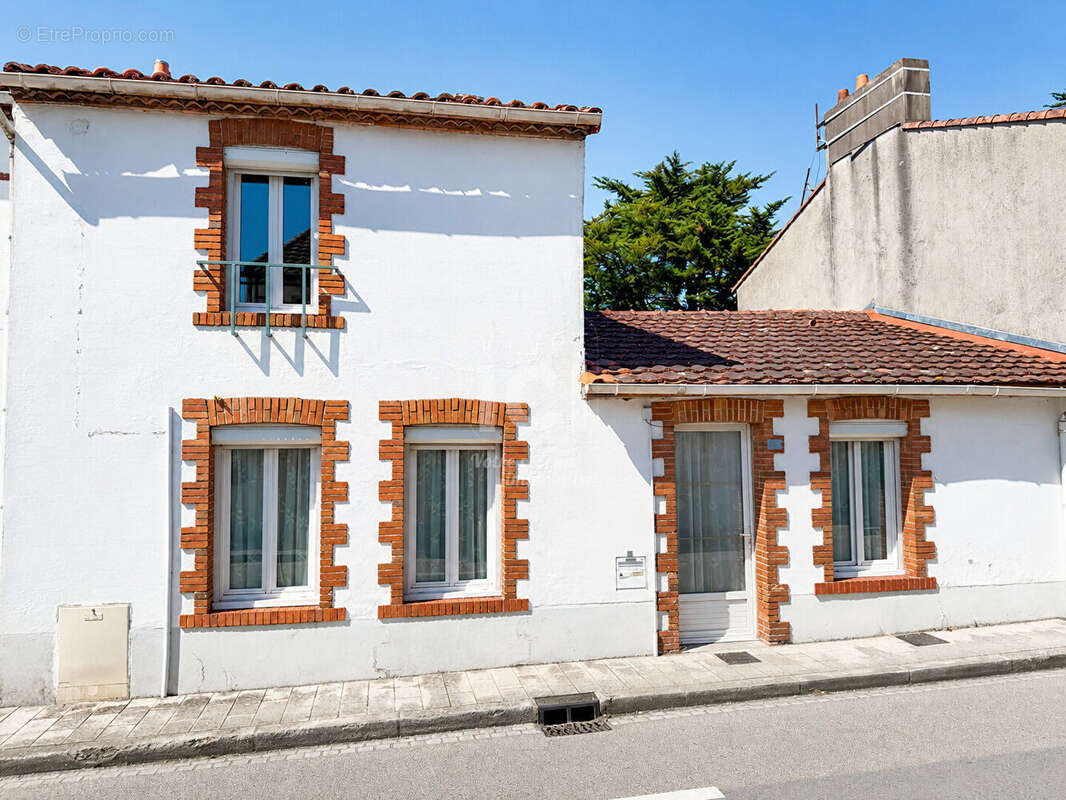 Maison à PONT-SAINT-MARTIN