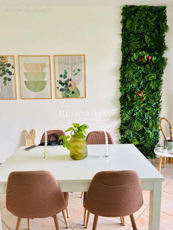 Appartement à SAINTE-FOY-LES-LYON