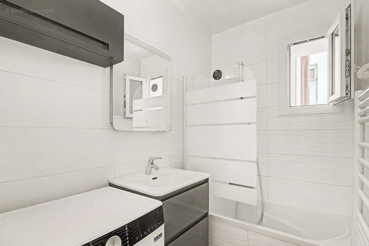 ANNECY CENTRE   T3 de 64 m2 avec balcon - photo 8