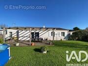 Photo 1 - Maison à CHAMPAGNE-LES-MARAIS