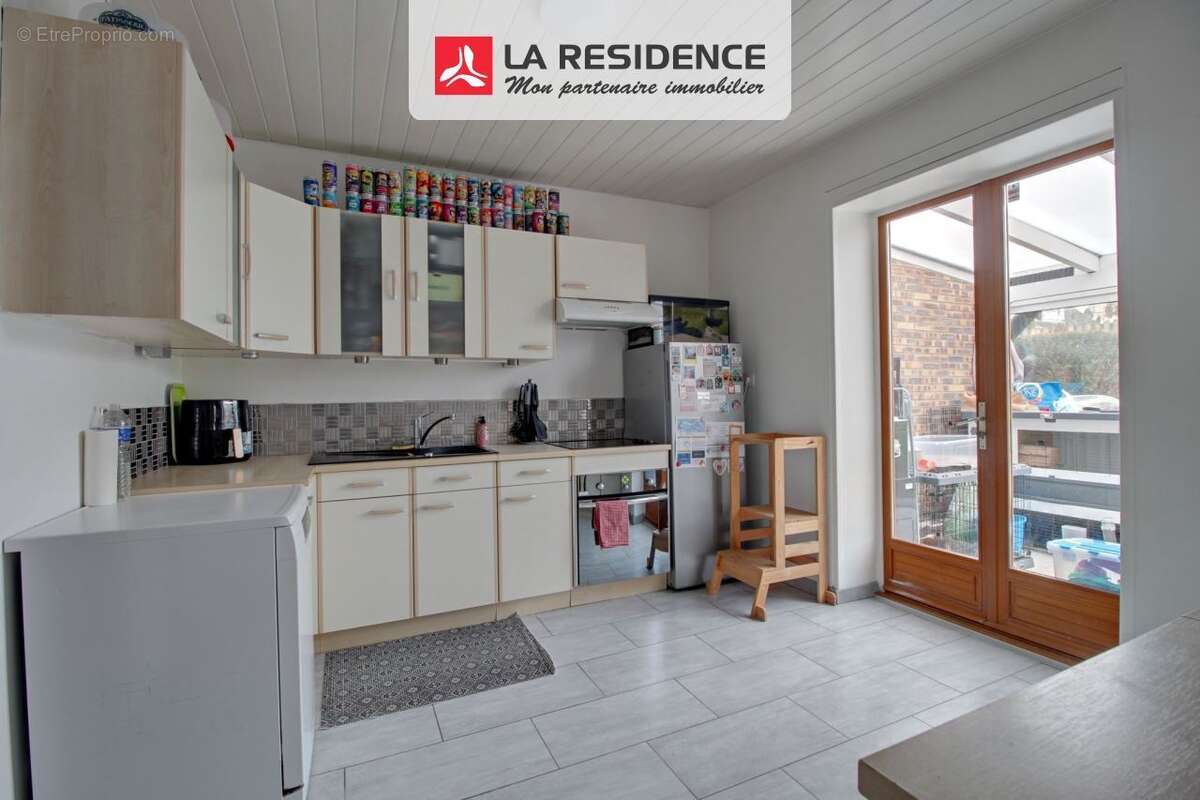 Maison à SAINT-ETIENNE-DU-ROUVRAY