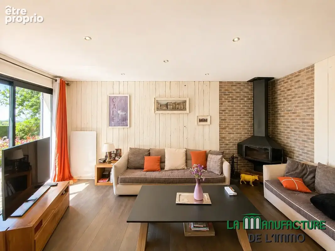 Villa de 184m2 avec piscine et dependance / saint-galmier - photo 10
