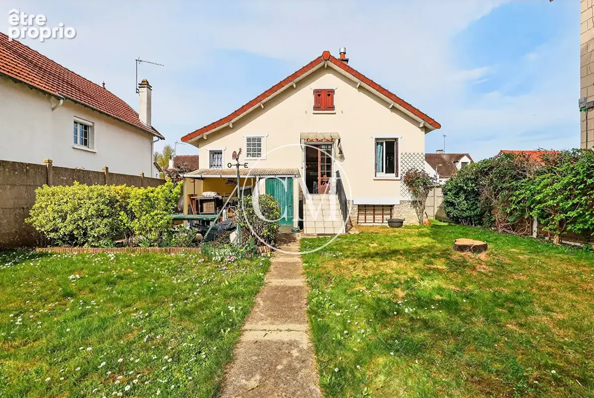 Photo Maison à Bois-D'arcy au prix de 377 000€
