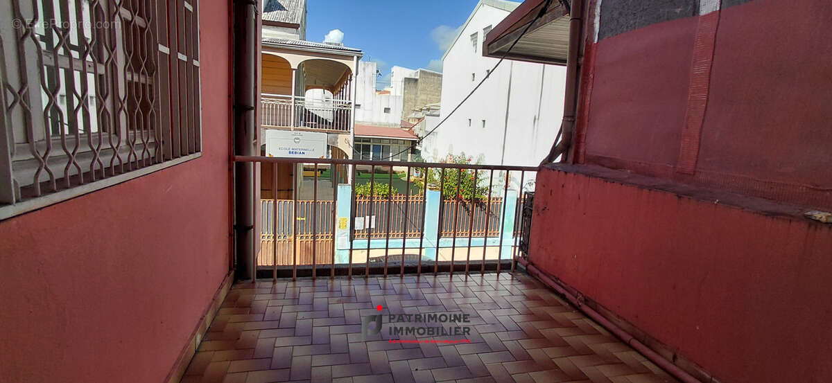 Appartement à POINTE-A-PITRE