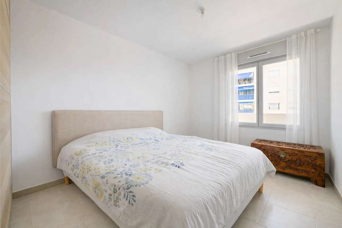 À vendre - appartement 3 pieces – 68 m² – cagnessur-mer – terrasse – parking – proche mer - photo 4