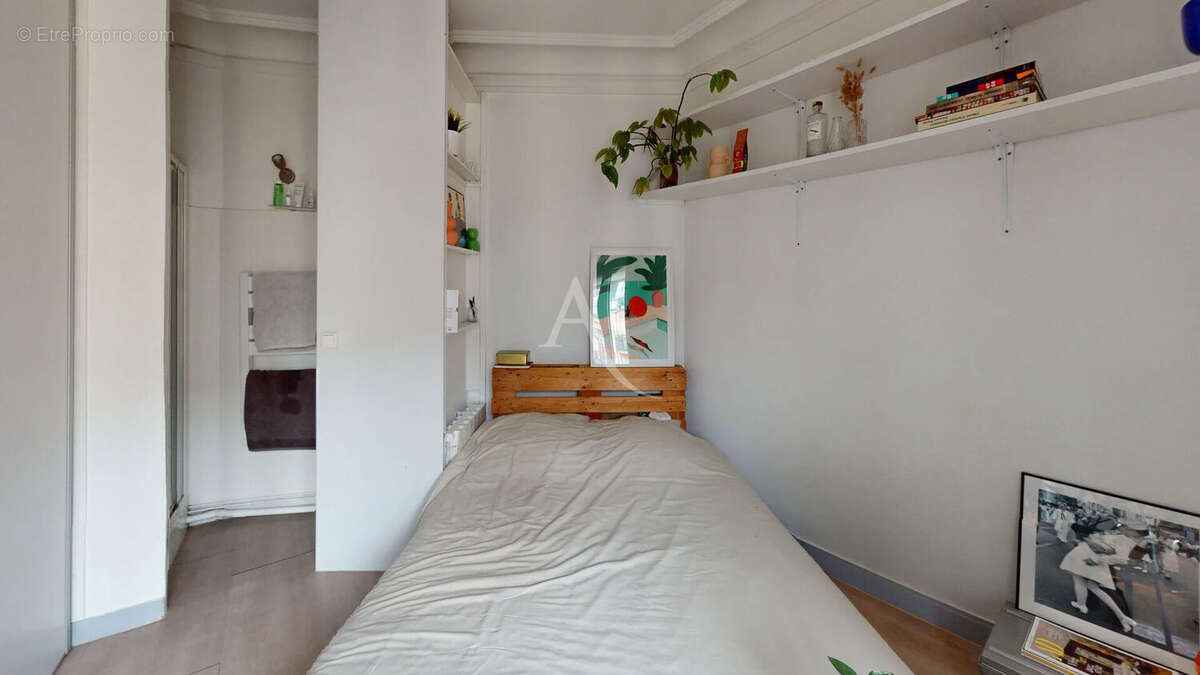 Appartement à PARIS-10E