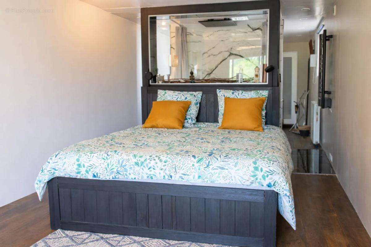 Appartement à SAINT-MEARD-DE-GURCON