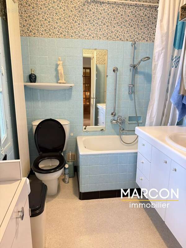 Maison à BUSSIERE-DUNOISE