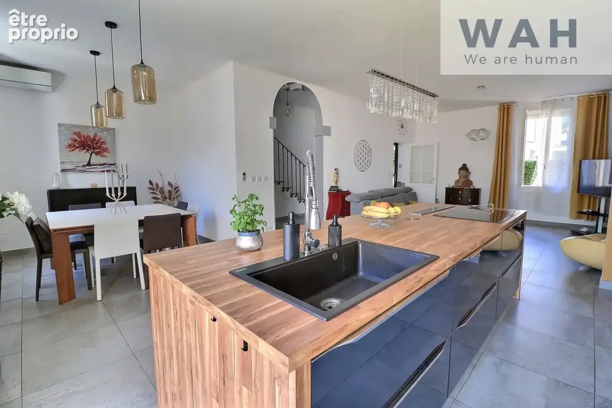 Maison de village - 4 pieces - piscine -  34130 valergues - photo 6