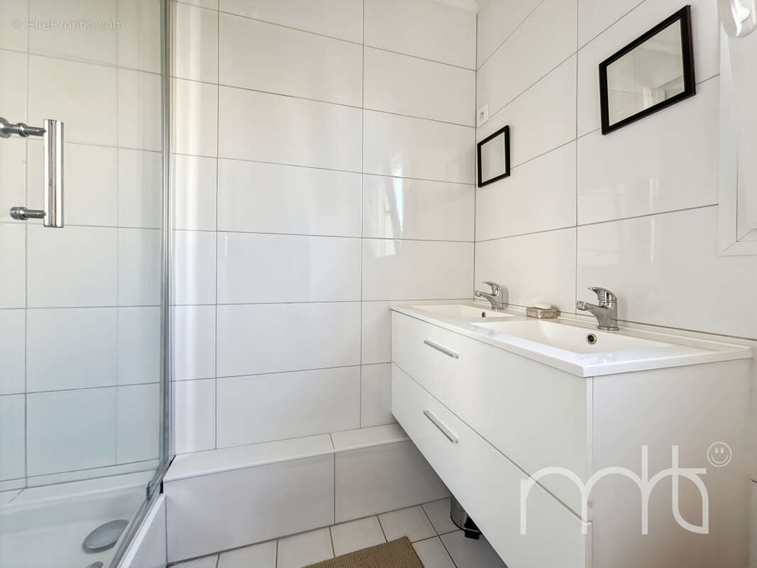 Appartement à BOIS-COLOMBES