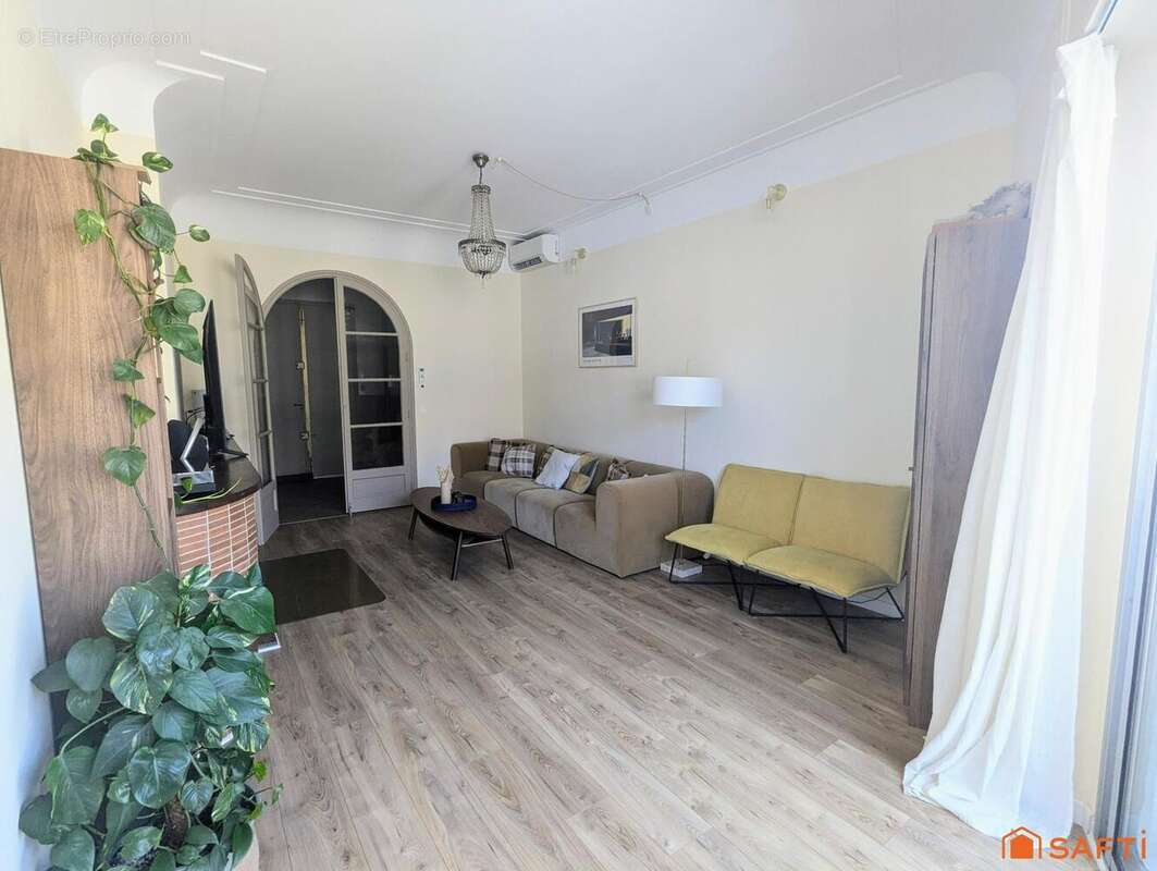 Photo 3 - Appartement à NIMES