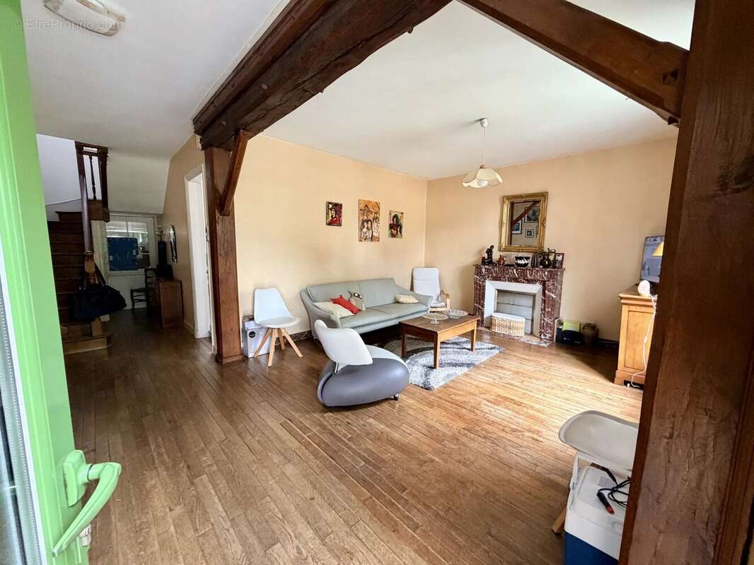Maison de ville - 133m2 - 4 chambres - terrain 256m2 - photo 3