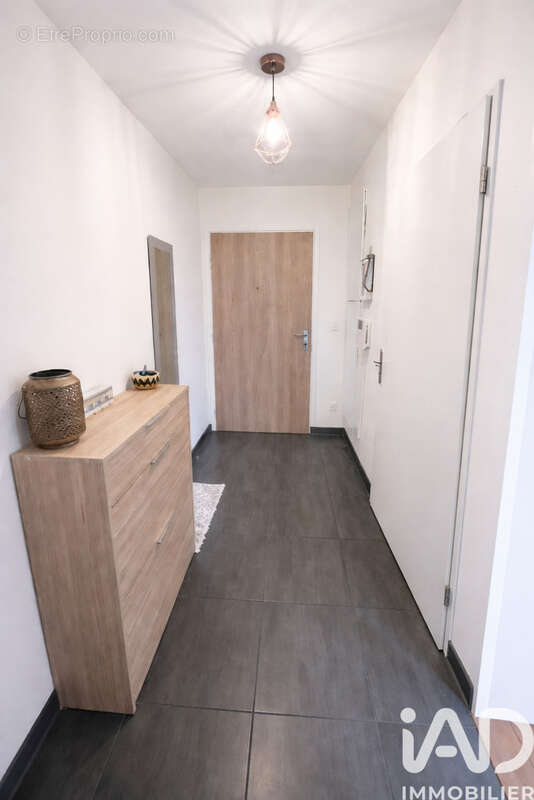 Photo 6 - Appartement à LE PLESSIS-BOUCHARD