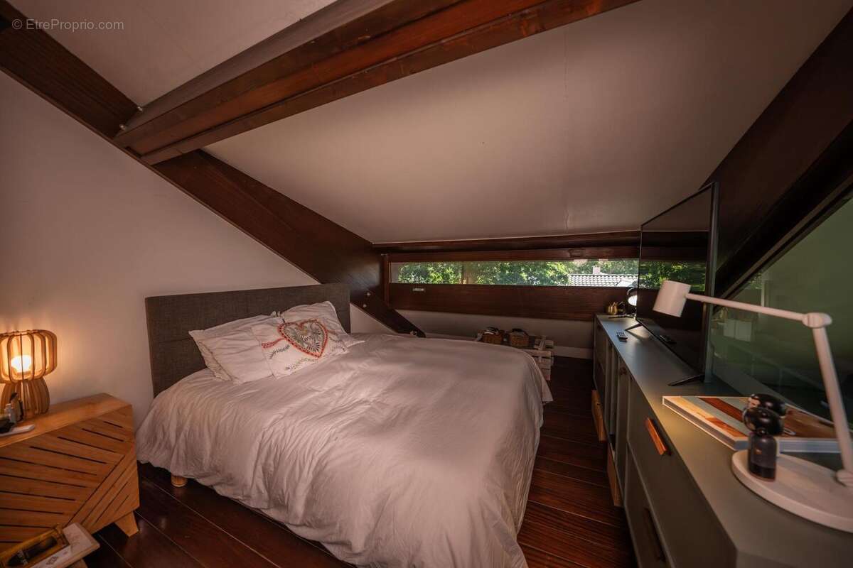 Maison 140 m² à Le Bouscat  - photo 6
