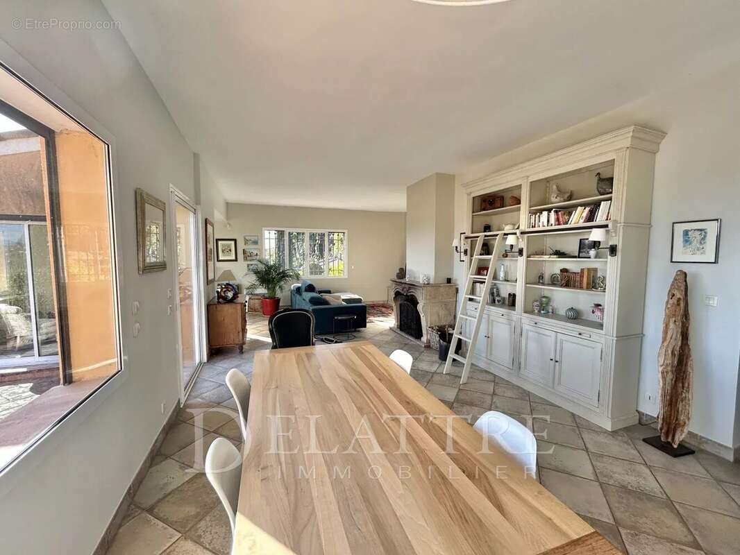 Maison à LA COLLE-SUR-LOUP