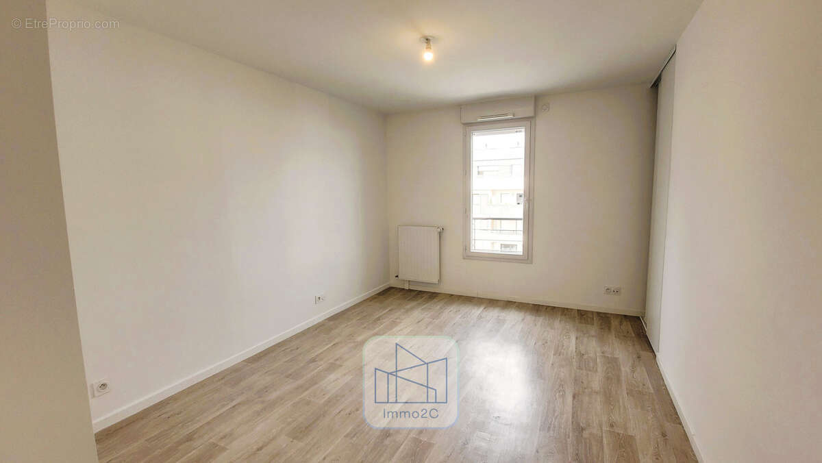 Appartement à SAINT-SEBASTIEN-SUR-LOIRE