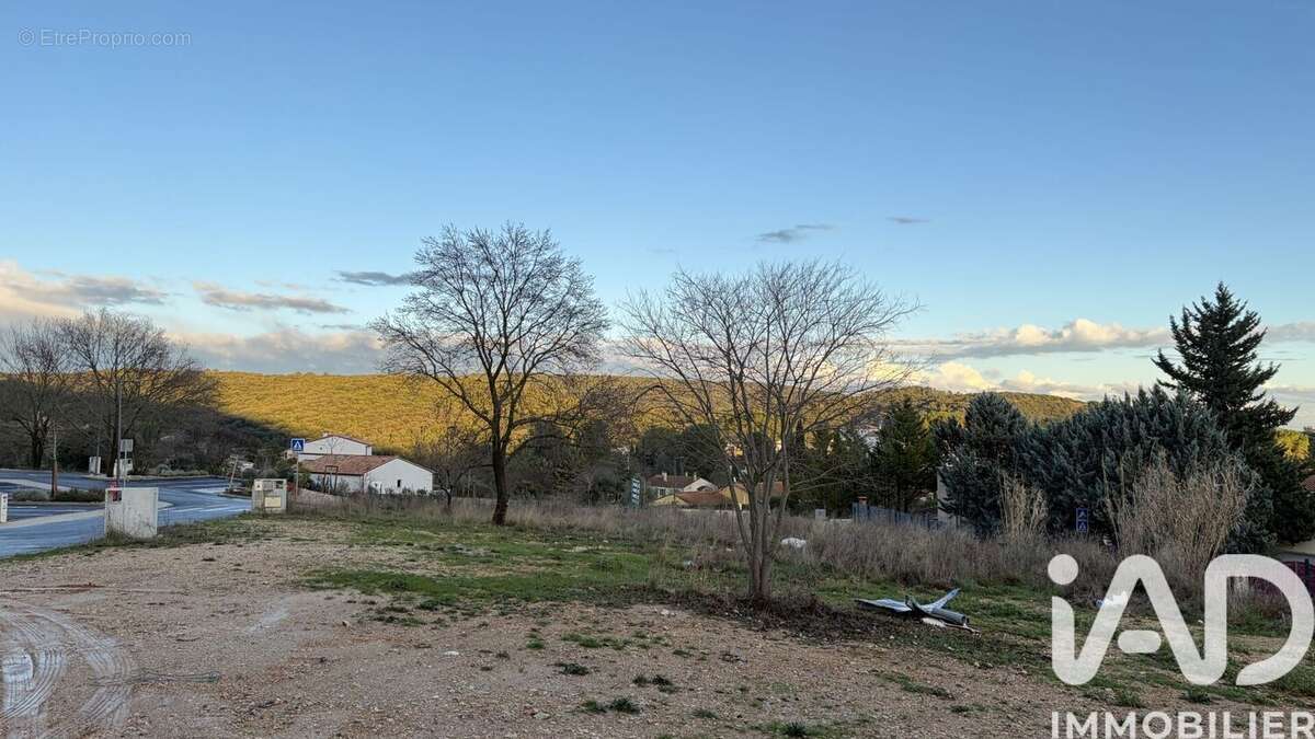 Photo 2 - Terrain à VAILHAUQUES