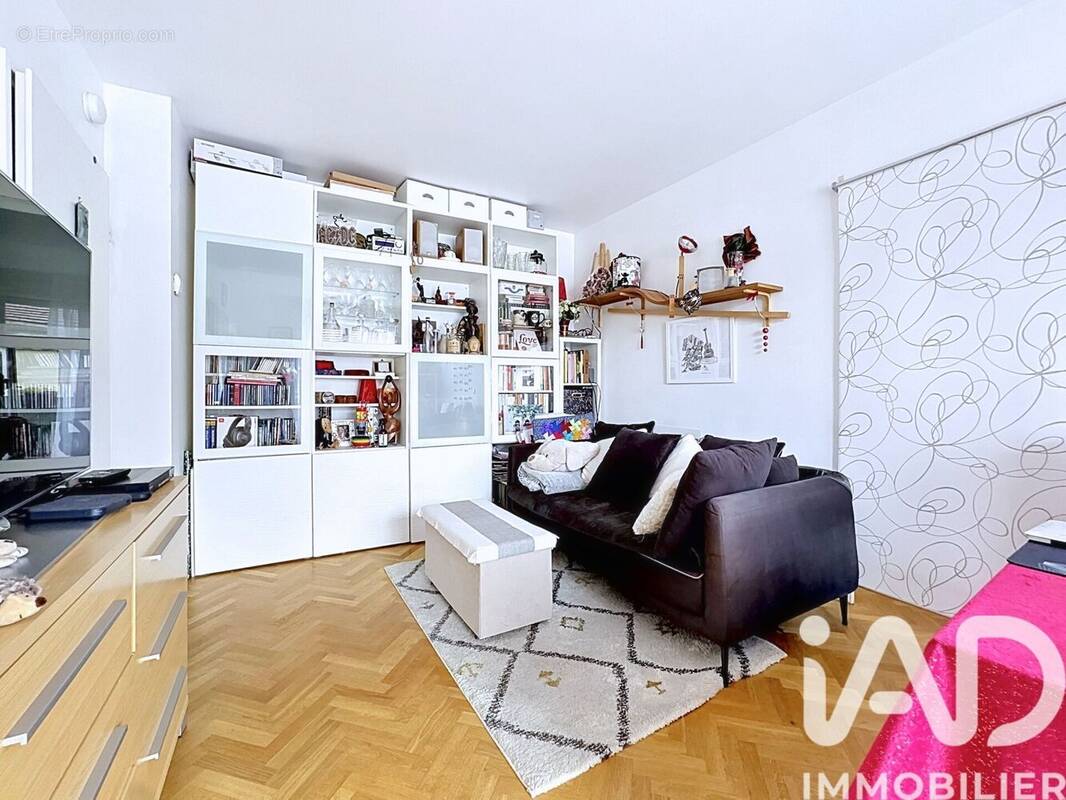 Photo 1 - Appartement à BUSSY-SAINT-GEORGES