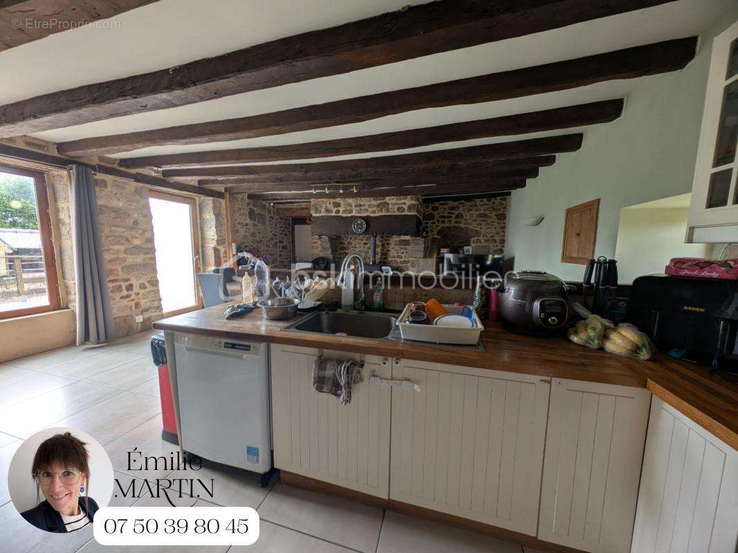 Maison de campagne offrant un beau potentiel ! - photo 7
