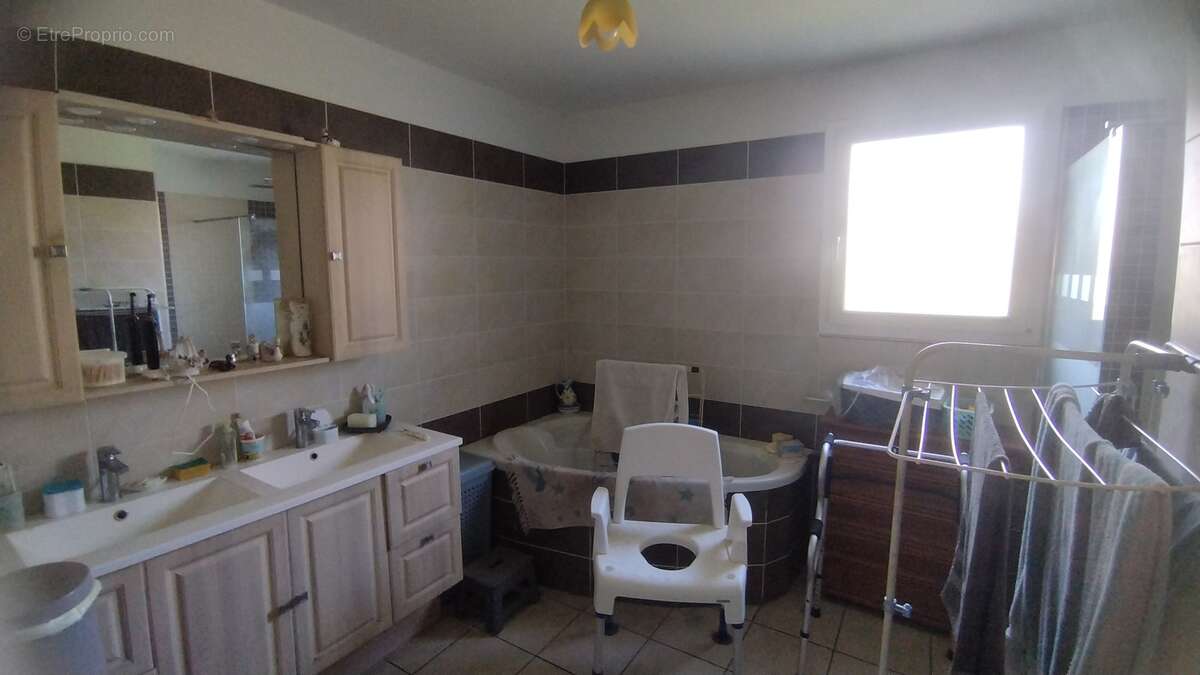 Maison à FOURCHAMBAULT