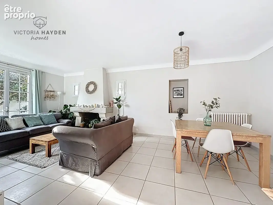 Maison 6 pièces 137 m² à vendre à Billere (64140) - photo 2