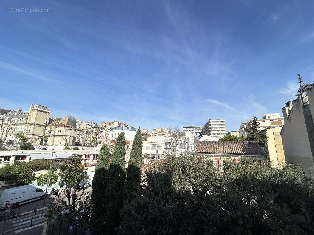 Appartement à MARSEILLE-8E