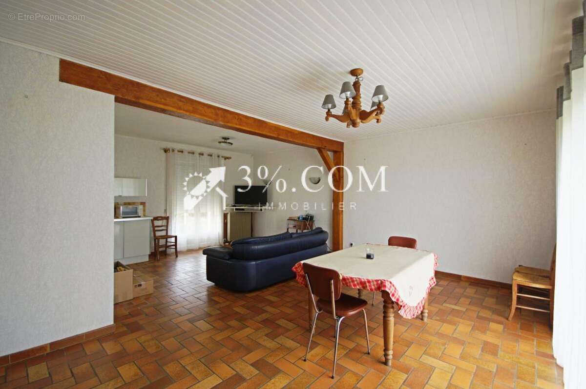 Maison à DOMART-EN-PONTHIEU