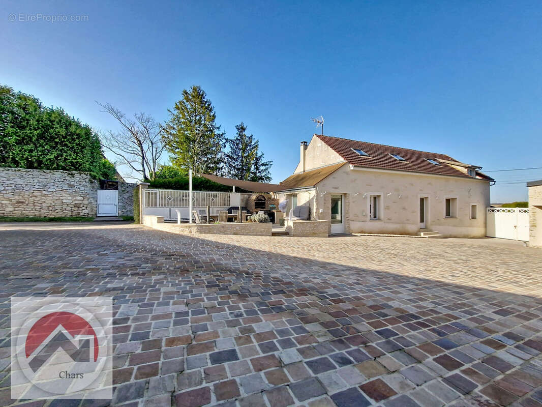 Maison à MARINES