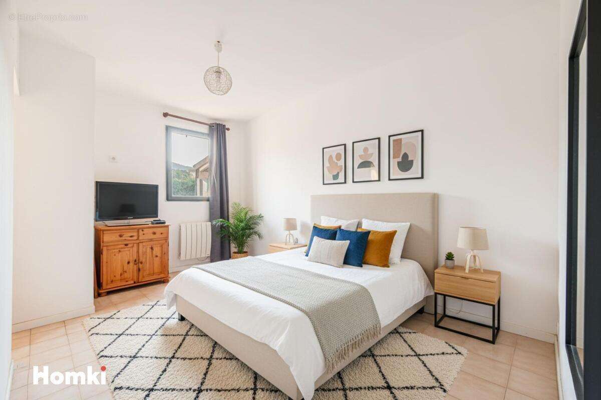 Maison à LE THOLONET