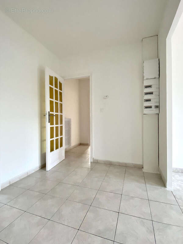 Appartement à BALLAN-MIRE