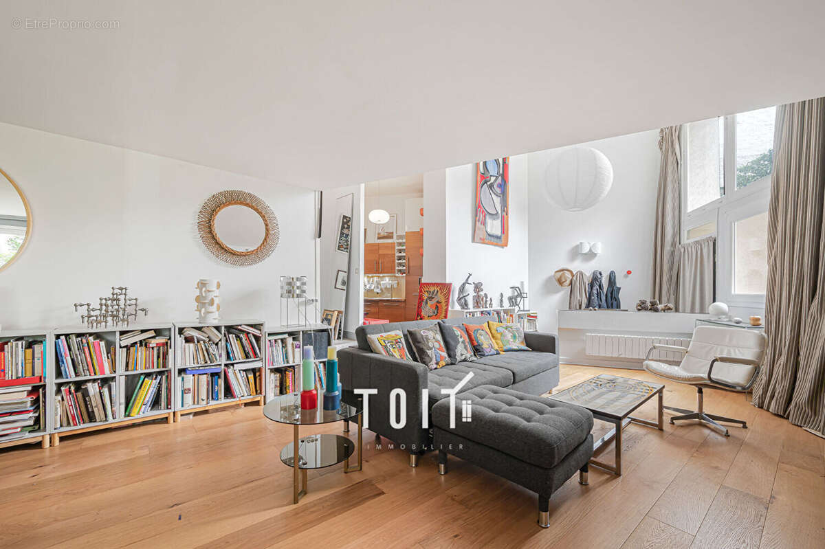 Appartement à PARIS-14E