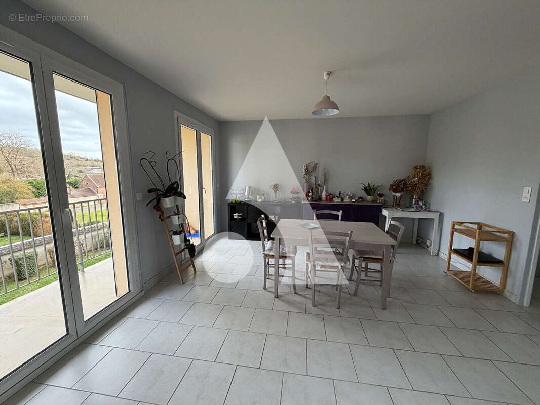 Appartement à GRAVIGNY