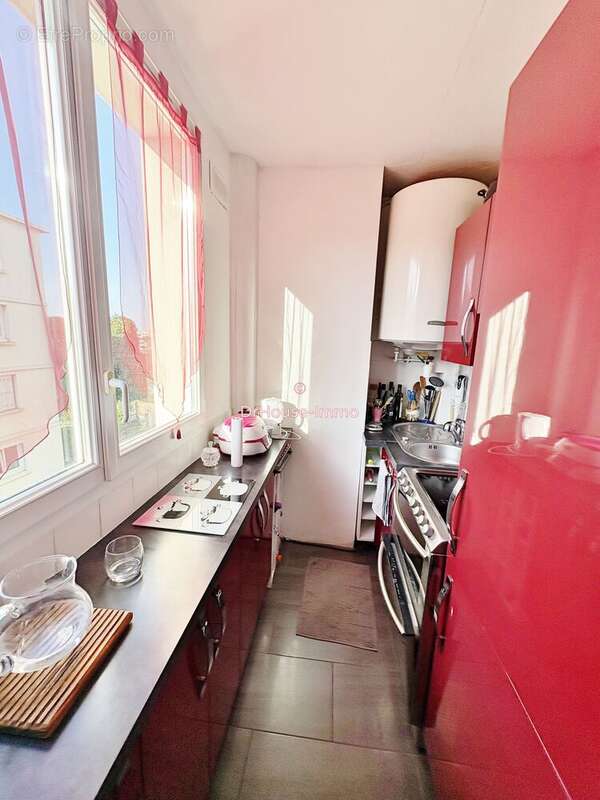 Appartement à LE PERREUX-SUR-MARNE
