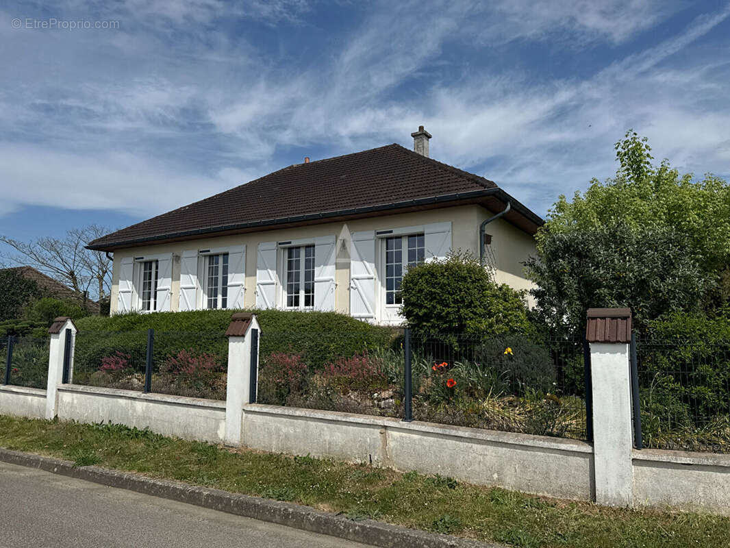 Maison Rochecorbon 4 pièce(s) 86m2 - photo 3