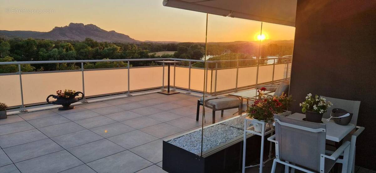 Appartement à PUGET-SUR-ARGENS