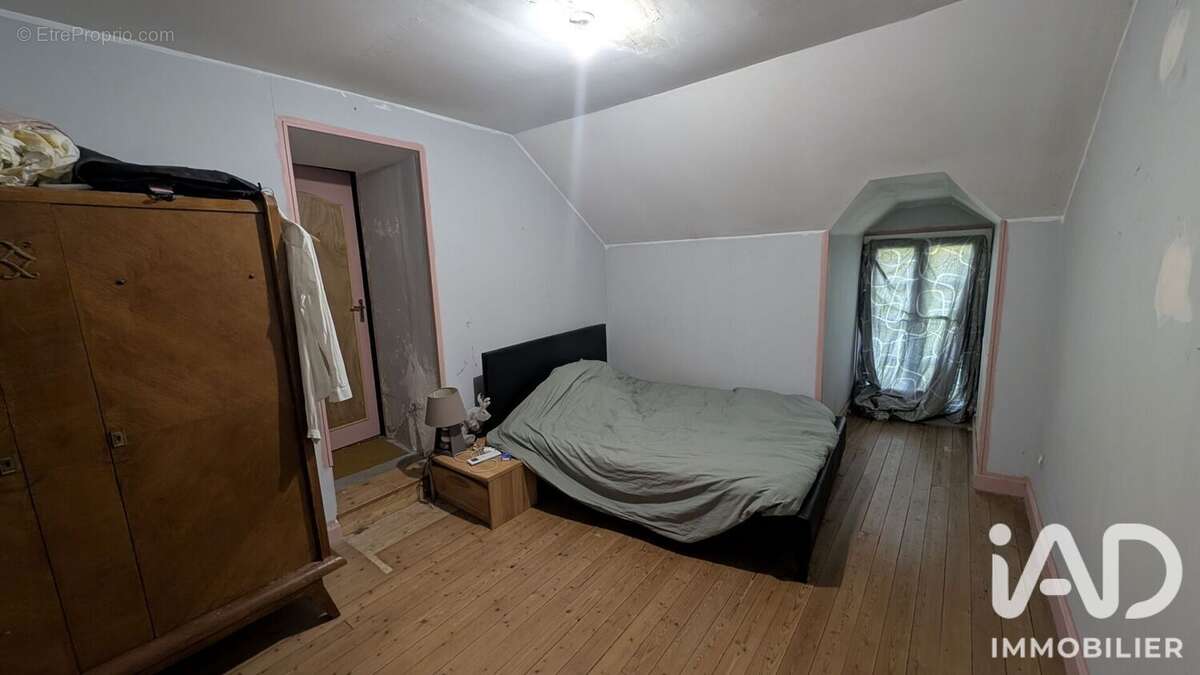 Maison 157 m² à Osmery  - photo 6