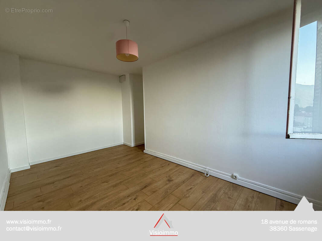 Appartement à SASSENAGE