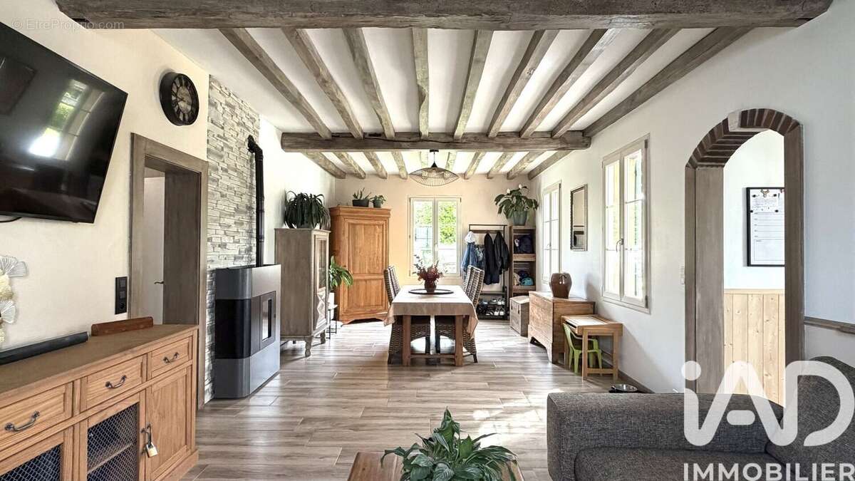 Maison 148 m² à Lavau  - photo 2