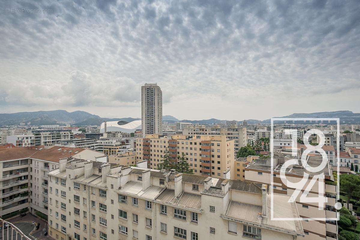 Appartement à MARSEILLE-8E