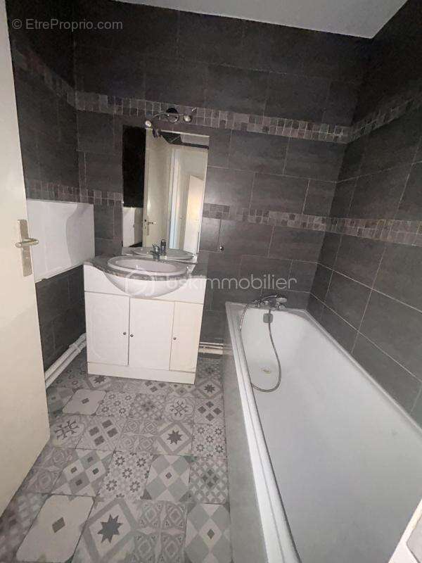 Appartement à BONDY