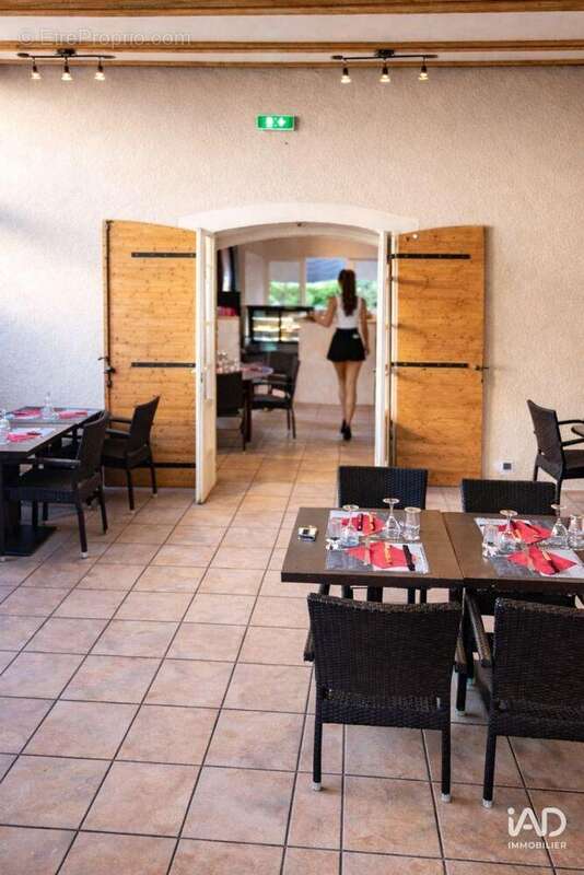 Photo 5 - Commerce à MONTBRUN-LES-BAINS