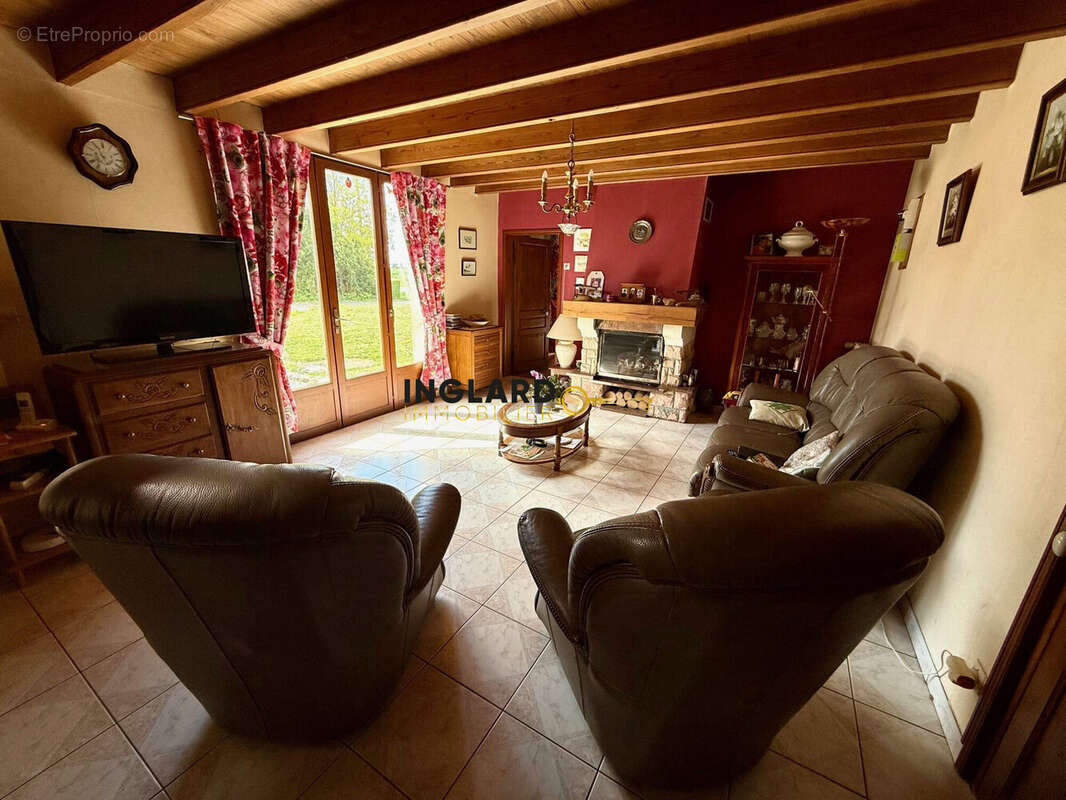 Maison à SAINT-FOLQUIN