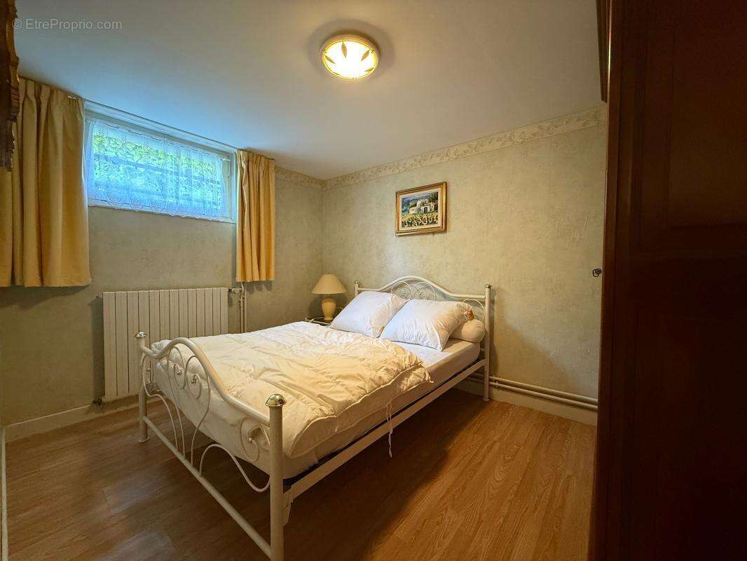 Maison à LAMARCHE-SUR-SAONE