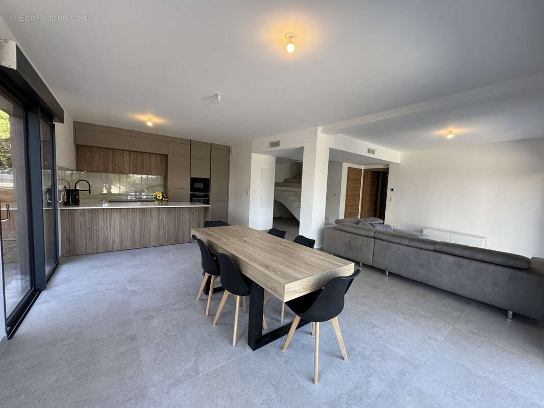 Maison à SAINT-RAPHAEL