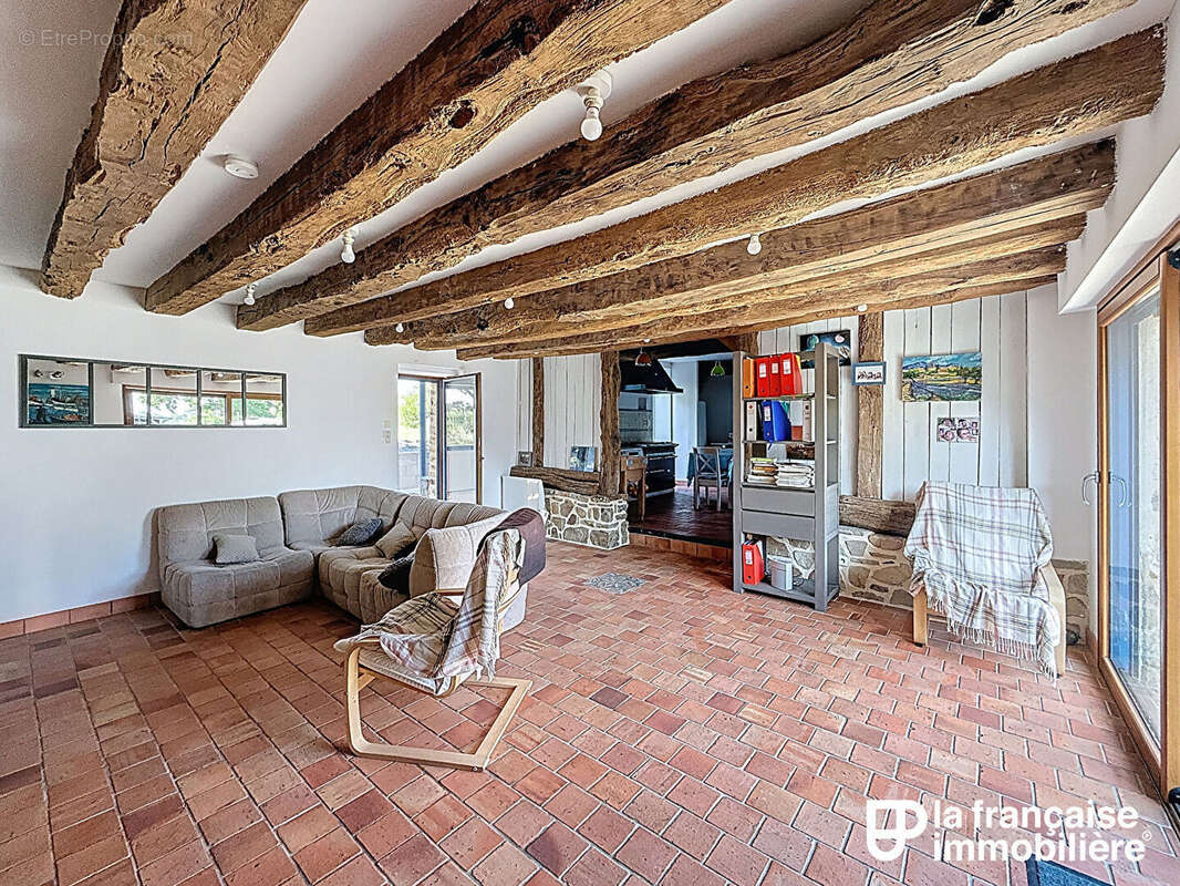 Maison à SAINT-AUBIN-D'AUBIGNE